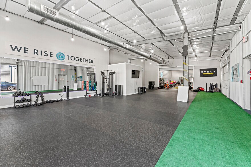 More Photos Of 11703-11711 Spring Cypress Rd, Tomball Unknown For Lease