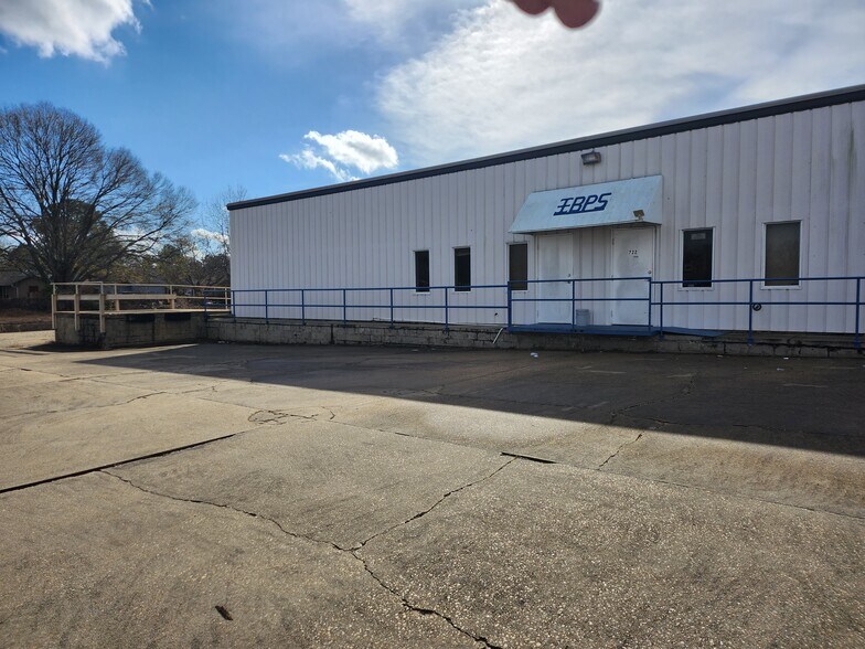 More Photos Of 712-722 Oliver Rd, Montgomery Light Distribution For Sale