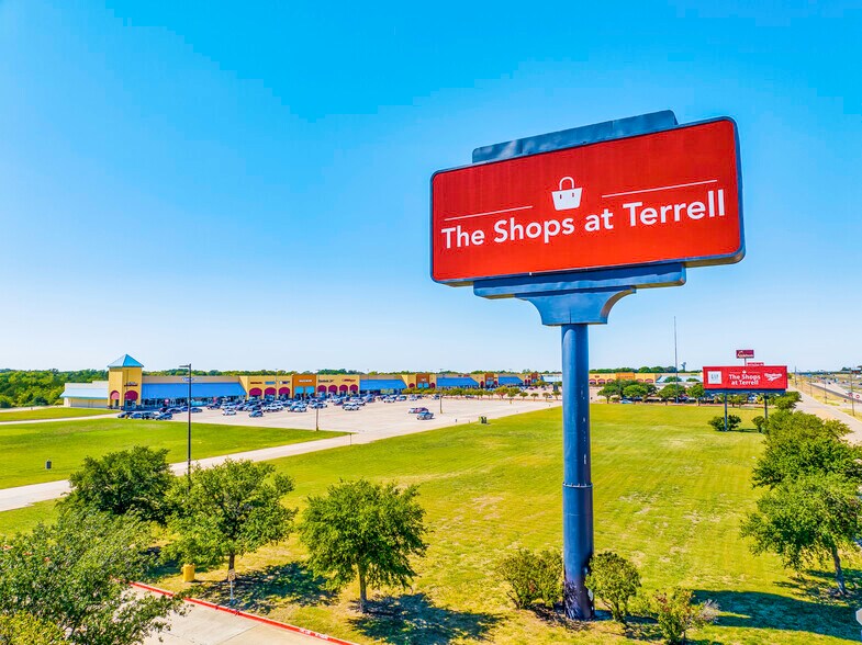 More Photos Of 301 Tanger Dr, Terrell Unknown For Lease