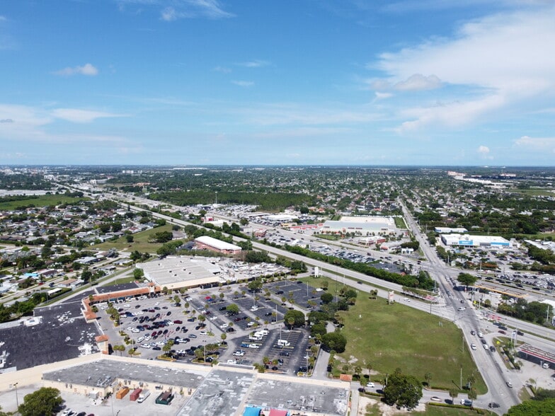 More Photos Of 30200 Old Dixie Hwy, Homestead Storefront For Sale