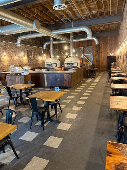 More Photos Of 3535 Chestnut Ave, Baltimore Restaurant For Lease