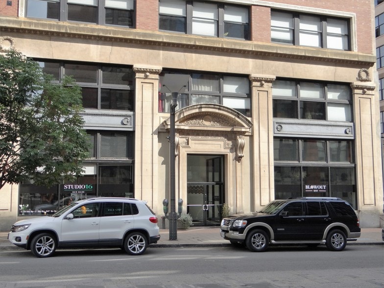 More Photos Of 1619 Washington Ave, Saint Louis Apartments For Sale