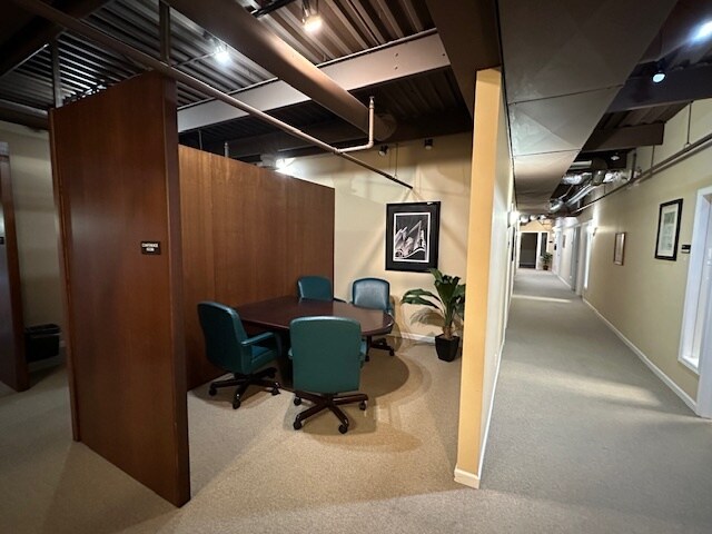 More Photos Of 4001 N Perryville Rd, Loves Park Office For Sale