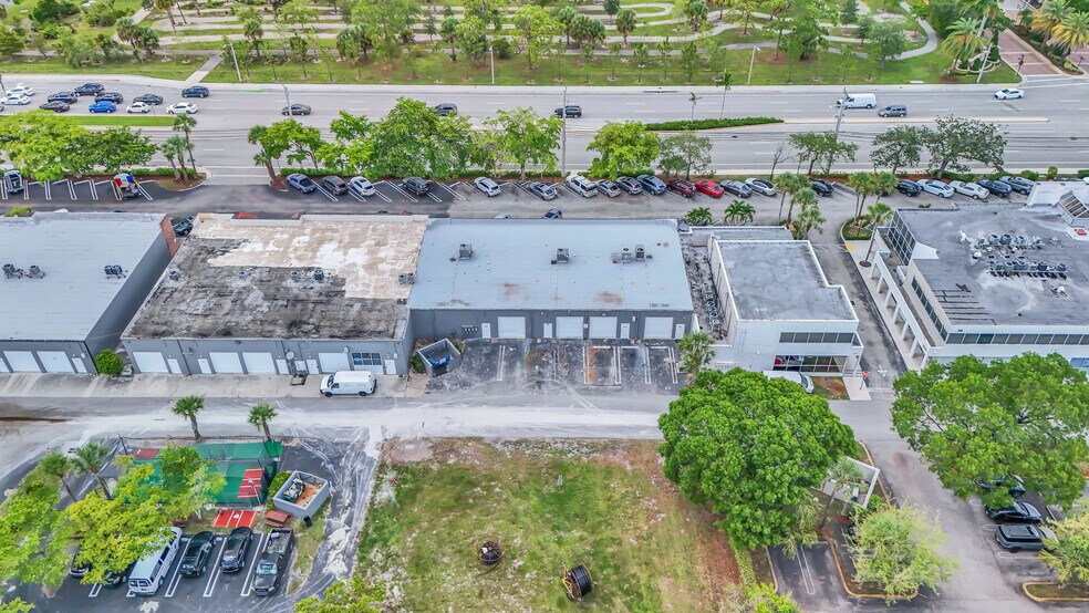 More Photos Of 7600 Wiles Rd, Coral Springs Unknown For Lease