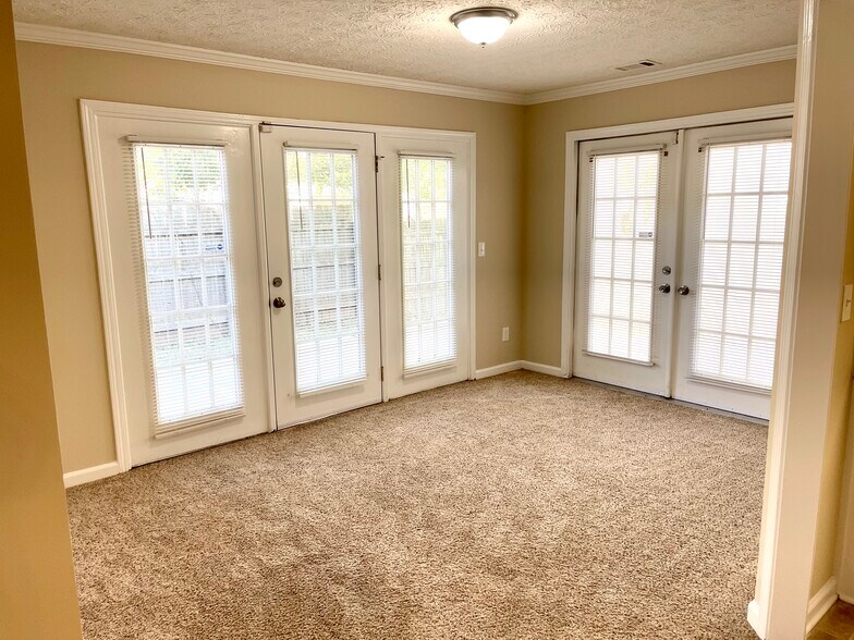 More Photos Of 2124 Hickory Bnd SE, Conyers Multifamily For Sale