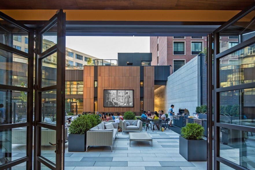 More Photos Of 4428 Purves St, Long Island City Apartments For Lease