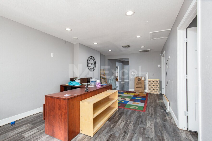 More Photos Of 2948 E Russell Rd, Las Vegas Office For Lease