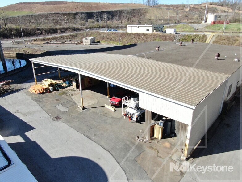 More Photos Of 296 Poplar Neck Rd, Birdsboro Industrial For Sale