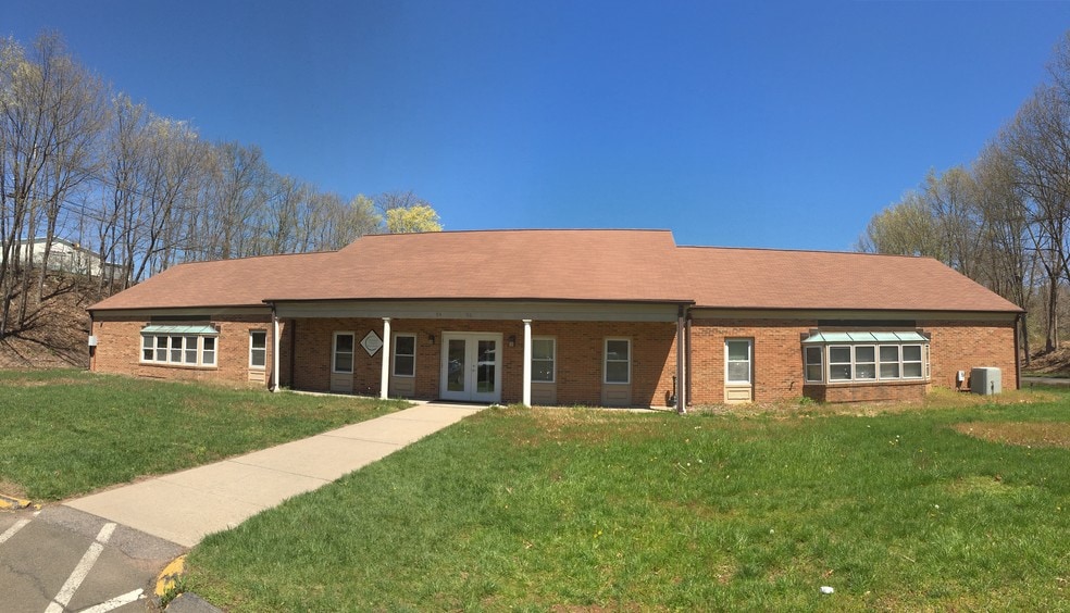 More Photos Of 98 S Turnpike Rd, Wallingford Office For Lease
