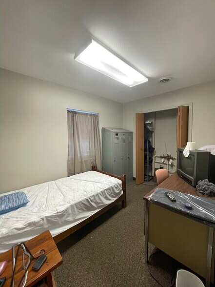 More Photos Of 120 Cherry St, Marienville Freestanding For Sale