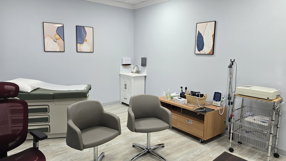 More Photos Of 44335 Premier Plz, Ashburn Medical For Sale