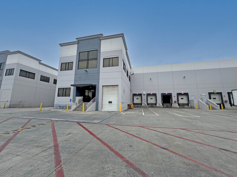 Primary Photo Of 3000-3090 E Washington Blvd, Los Angeles Refrigeration Cold Storage For Lease
