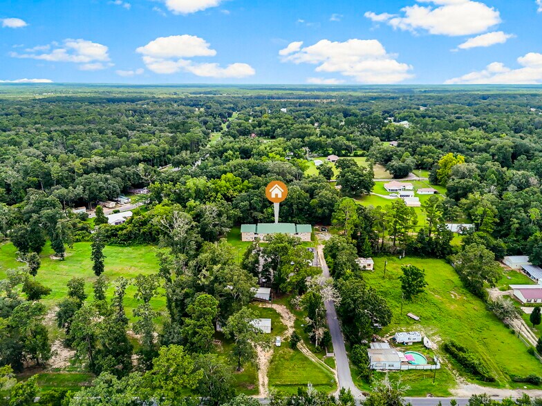 More Photos Of 872 Deer Wood Ln, Chipley Apartments For Sale