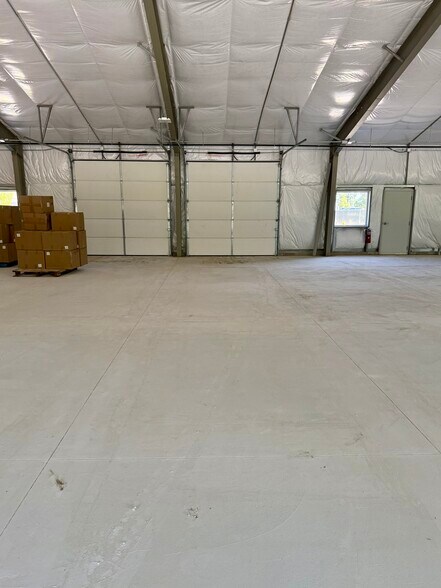 More Photos Of 6060 Schooner St, Van Buren Twp Warehouse For Lease