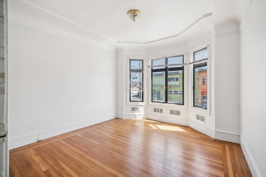 More Photos Of 812 Taraval St, San Francisco Multifamily For Sale