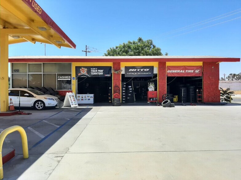 More Photos Of 2121 H St, Fresno Auto Repair For Sale
