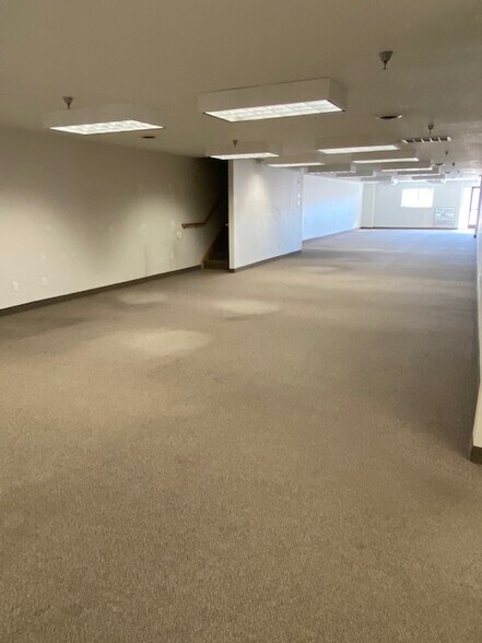 More Photos Of 4865 NW 19th St NW, Rochester Warehouse For Sale