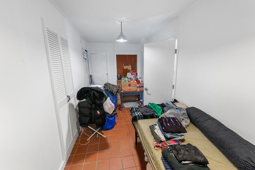 More Photos Of 816 Duval St, Key West Restaurant For Sale