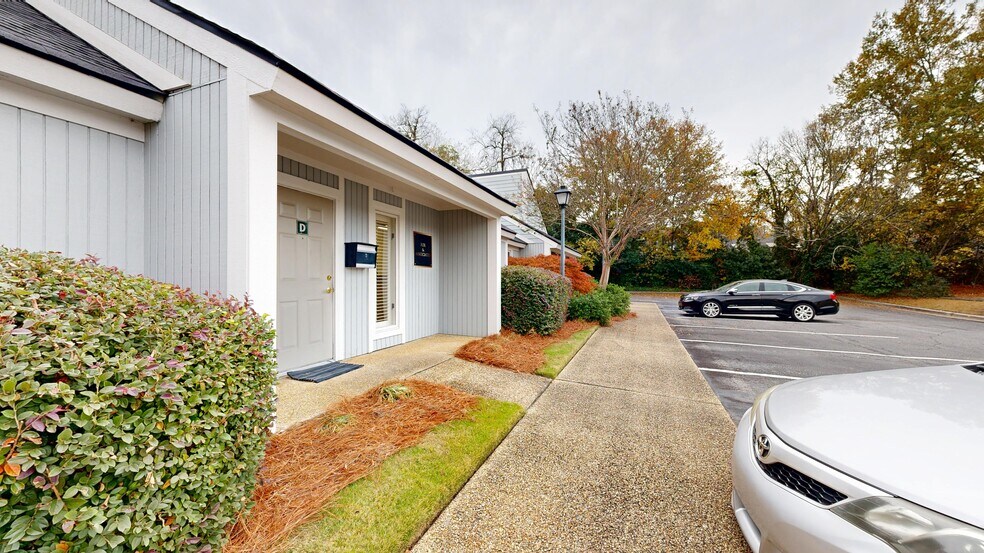 More Photos Of 1320 Wynnton Rd, Columbus Office For Lease