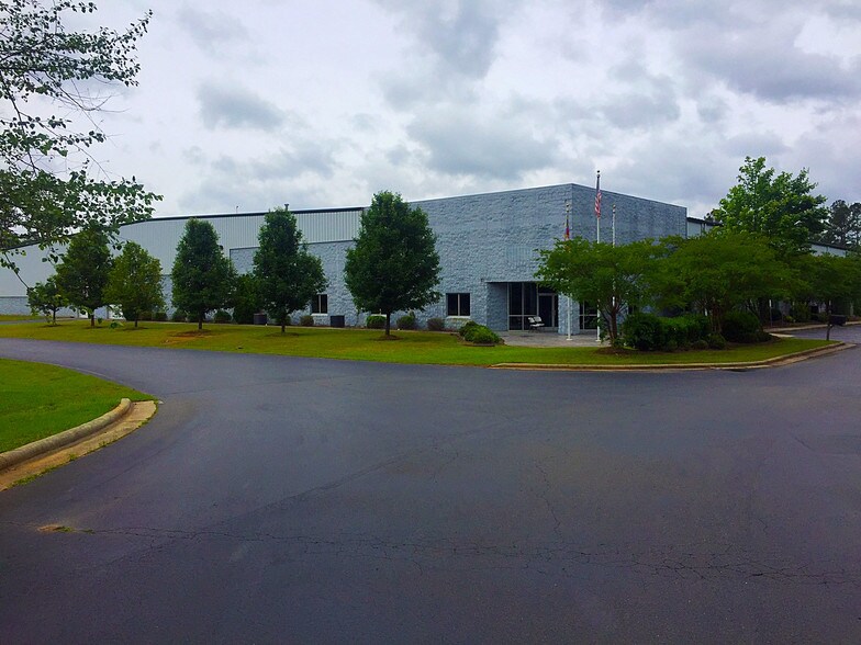 More Photos Of 5100 Rex McLeod Dr, Sanford Manufacturing For Sale