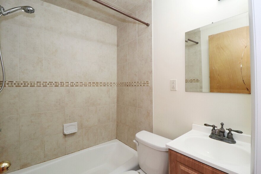 More Photos Of 318 5th St, Jersey City Apartments For Sale