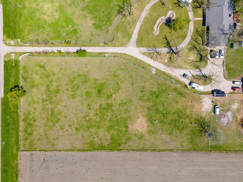 More Photos Of 11001 S State Highway 95, Taylor Land For Sale