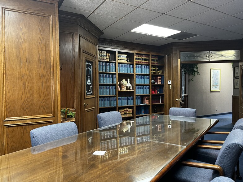 More Photos Of 3585 W Beechwood Ave, Fresno Office For Sale