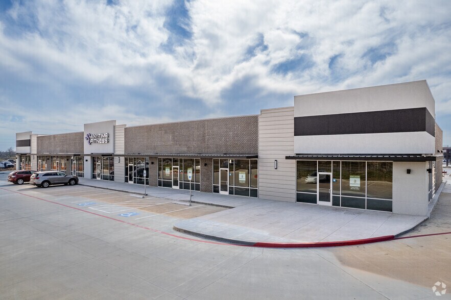 More Photos Of 32120 Hunt Rd, Brookshire Light Distribution For Sale
