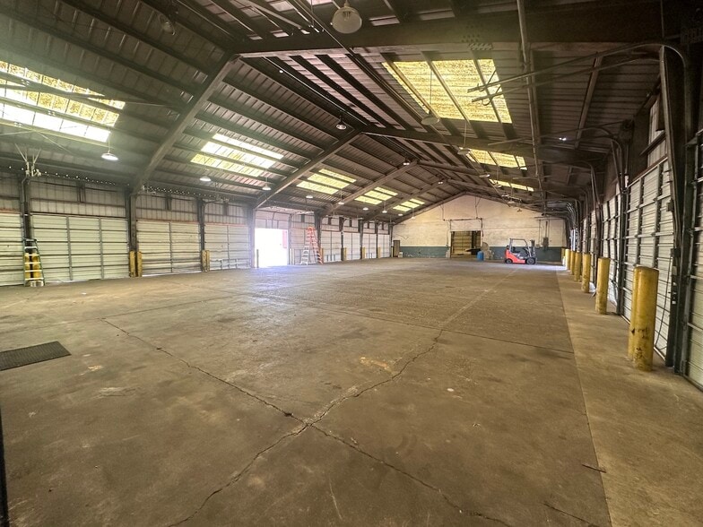 More Photos Of 2655 Buchanan Ave SW, Grand Rapids Truck Terminal For Lease