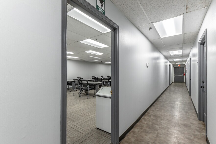 More Photos Of 1750 Hardeman Ln NE, Cleveland Warehouse For Lease