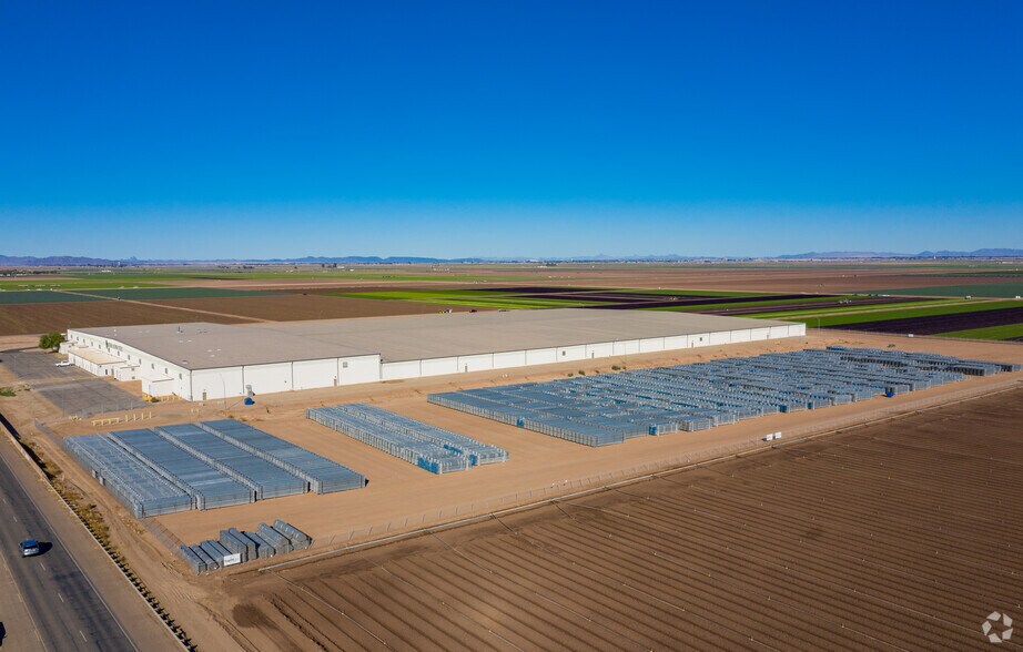 More Photos Of 2801 N Main St, San Luis Warehouse For Sale