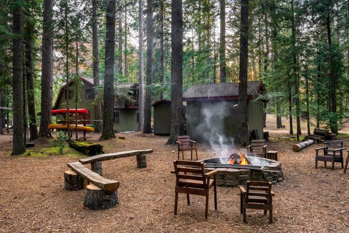 More Photos Of 4025 Summit Dr, Mount Shasta Land For Sale