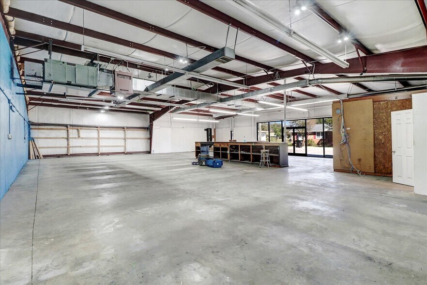 More Photos Of 101 Dunn St, Four Oaks Freestanding For Sale