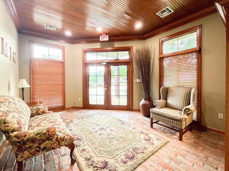More Photos Of 9543 Fenway Ave, Baton Rouge Office For Sale