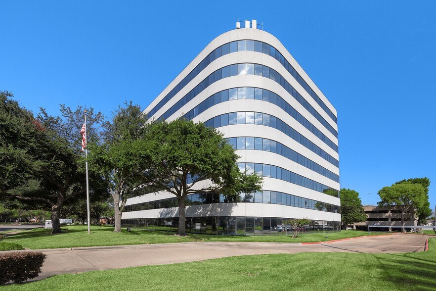 More Photos Of 9800 Richmond Ave, Houston Office For Lease