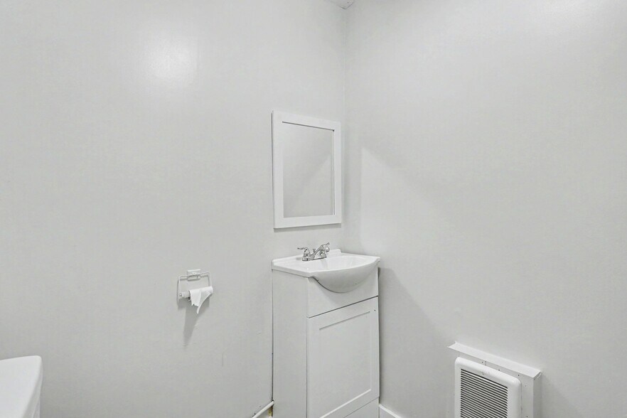More Photos Of 9030 Columbus Rd, Mount Vernon Office For Sale
