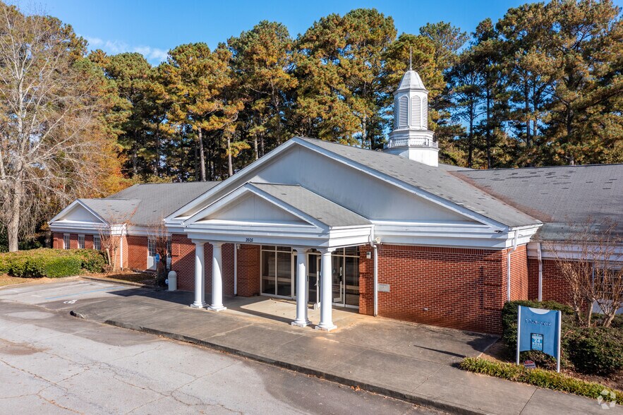 More Photos Of 2605 Ben Hill Rd, East Point Schools For Sale