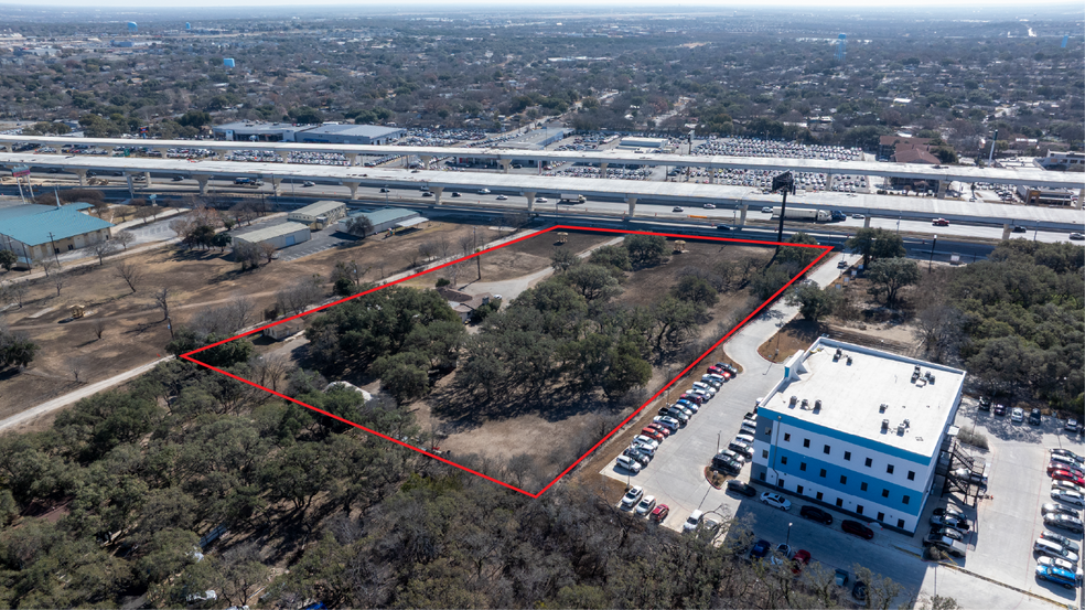 Primary Photo Of 12995 N Interstate 35, Live Oak Land For Sale