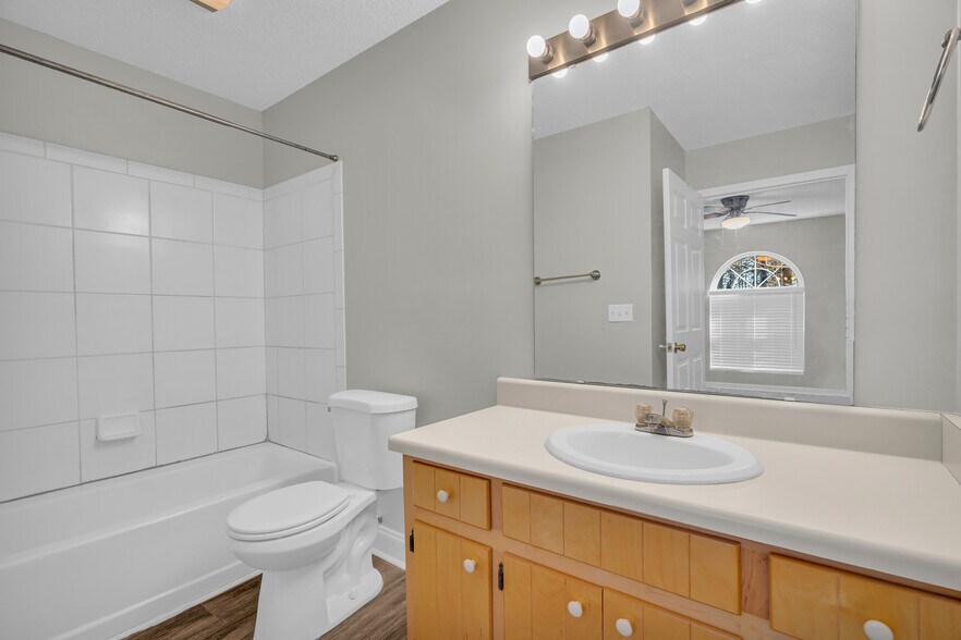 More Photos Of 738 Black Mountain Rd, Toccoa Apartments For Sale