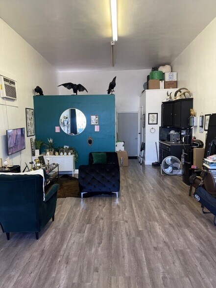 More Photos Of 3916-3920 E 3rd St, Los Angeles Storefront Retail Residential For Lease