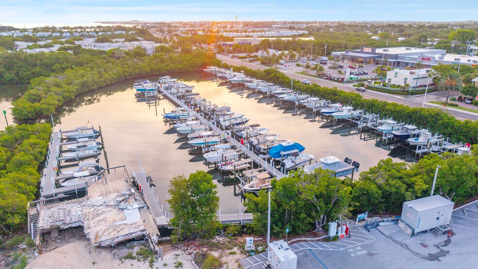 More Photos Of 2407 N Roosevelt Blvd, Key West Marina For Sale
