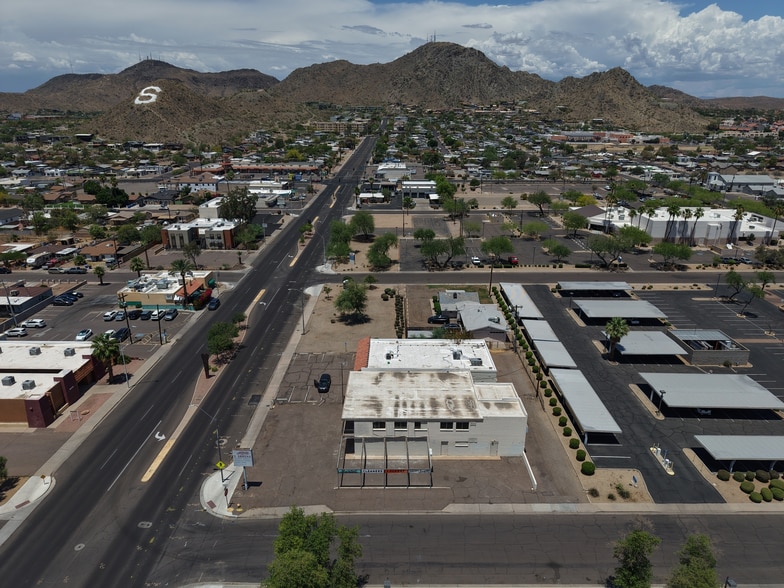 More Photos Of 9103 N Central Ave, Phoenix Freestanding For Sale