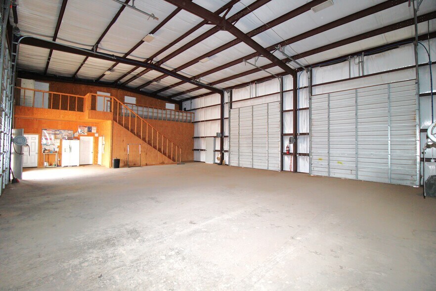 More Photos Of 5900 County Road 1142, Midland Warehouse For Sale