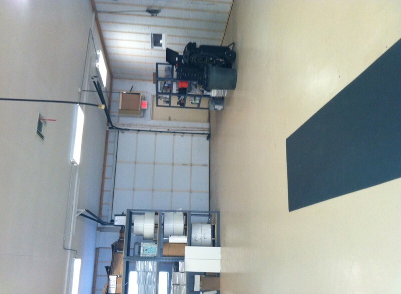 More Photos Of 100 Blackford Ave, Middlesex Manufacturing For Lease