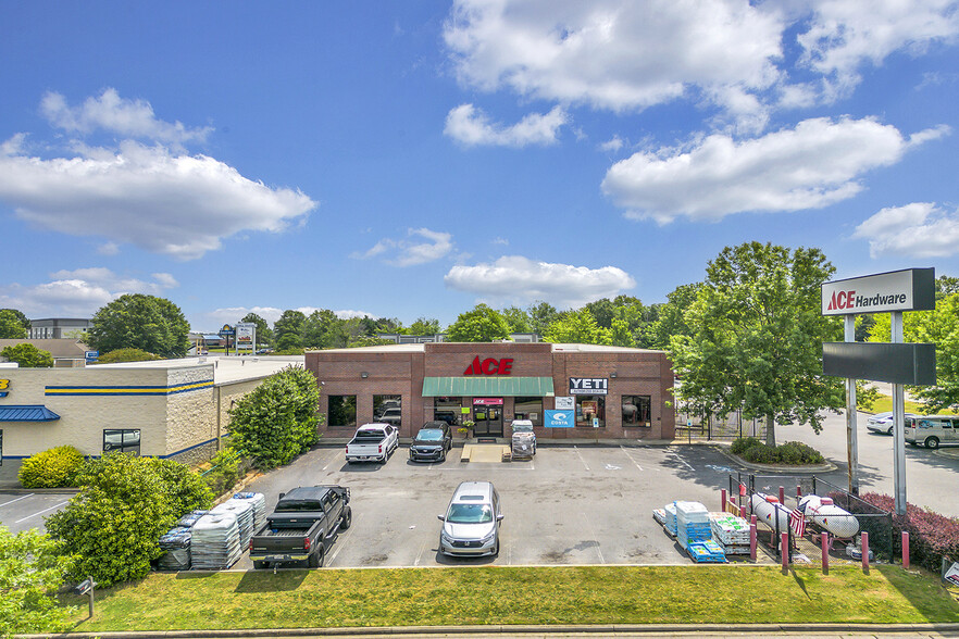 Primary Photo Of 30 Ray E Talley Ct, Simpsonville Freestanding For Lease