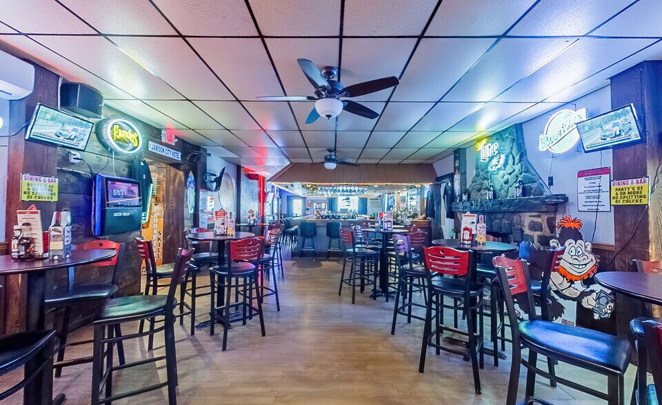 More Photos Of 184 Jamison City Rd, Benton Restaurant For Sale