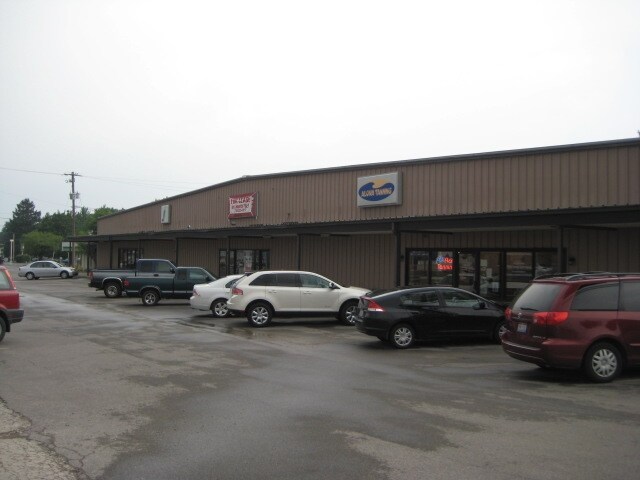 More Photos Of 1088 Mount Vernon Ave, Marion General Retail For Sale