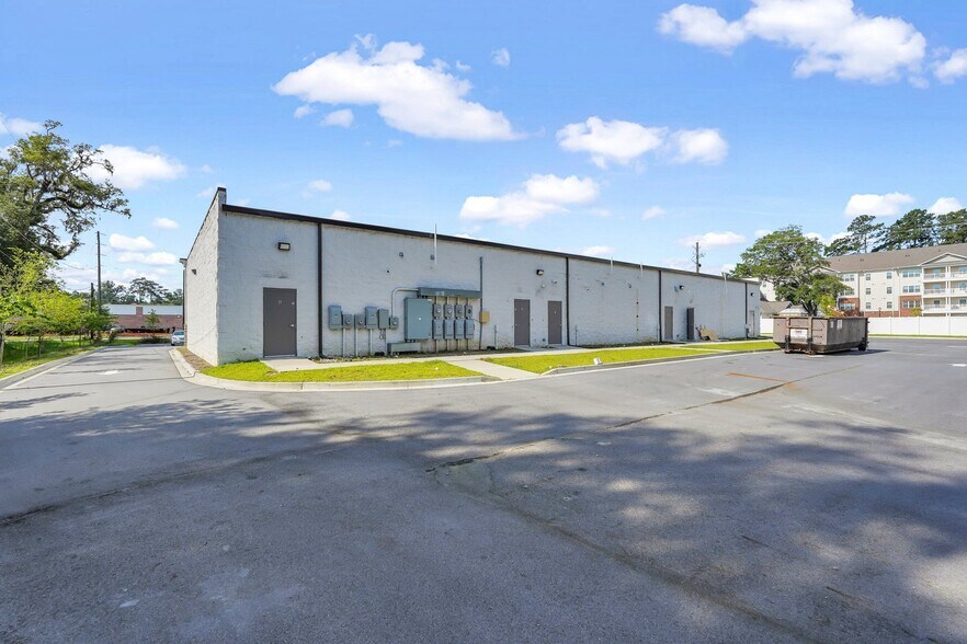 More Photos Of 4410 Ogeechee Rd, Savannah Storefront Retail Office For Lease