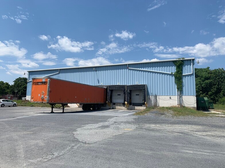 More Photos Of 3001 N 7th St, Harrisburg Warehouse For Sale