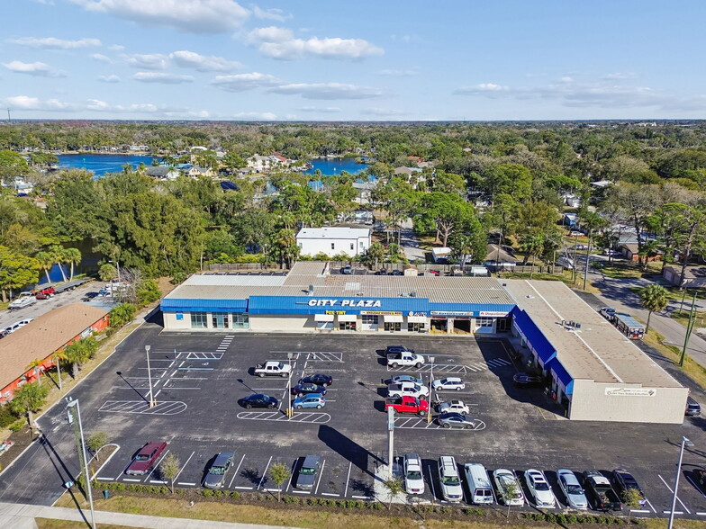 More Photos Of 7400 US Highway 19, New Port Richey Storefront For Lease
